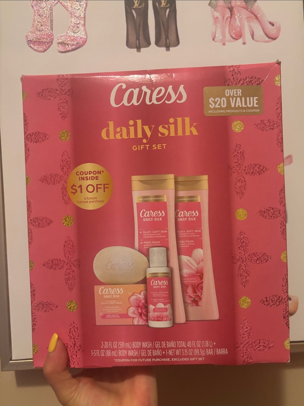 Caress Daily Silk Gift Set - Pink Body Care Set